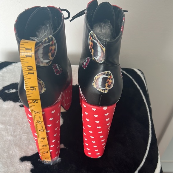 Vampire Kiss Vampire Lips Platform Boots Size 12 New Never Worn! - Picture 8 of 9